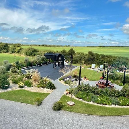 Thistledown Lodge Fethard on Sea Exterior photo