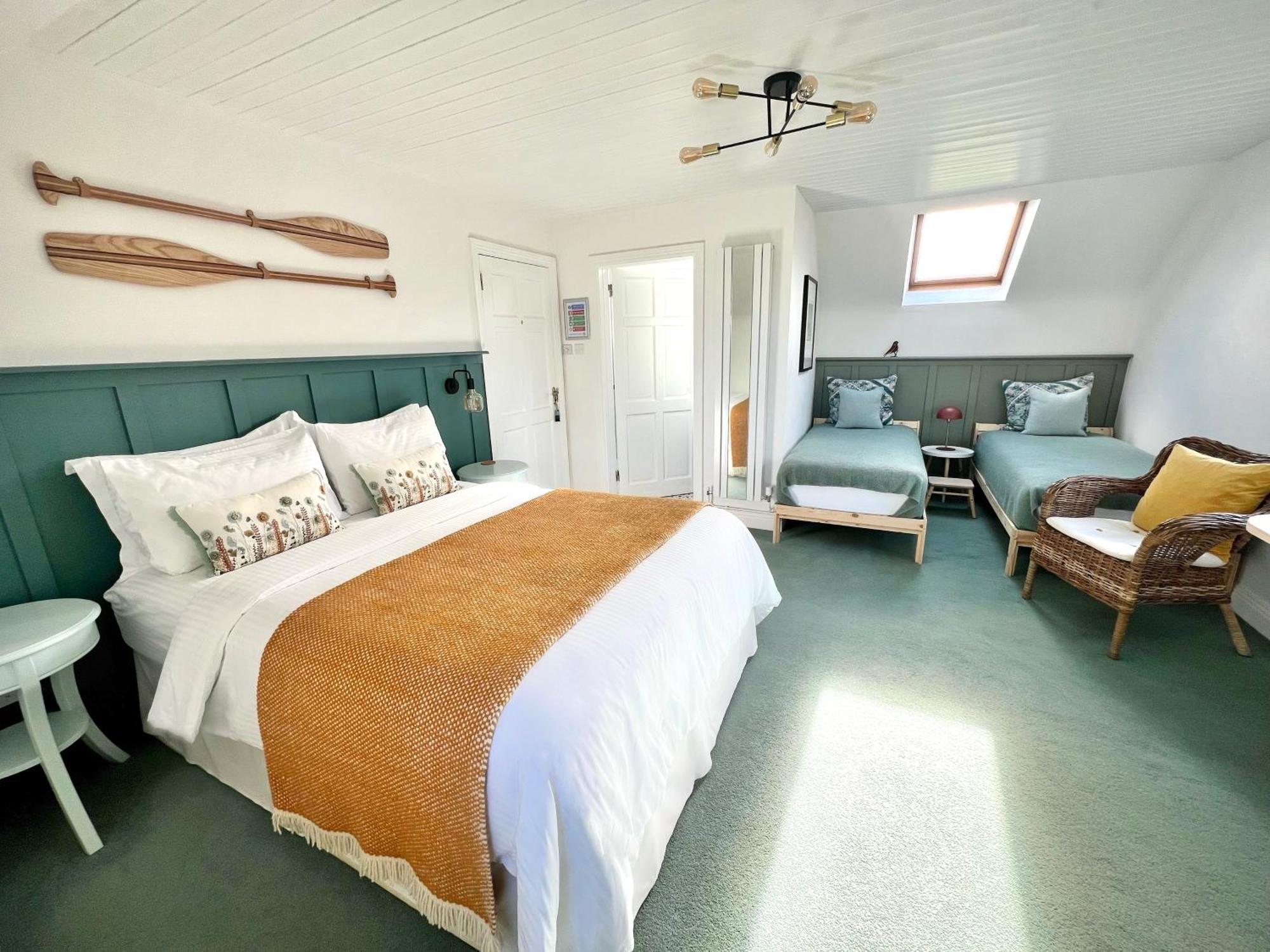 Thistledown Lodge Fethard on Sea Exterior photo